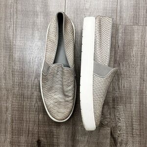 Vince Garvey Gray Snake Embossed Slip on Sneakers Size 9.5